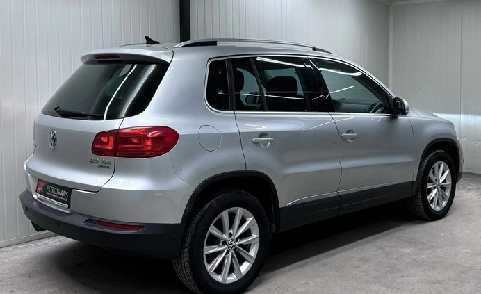 Volkswagen Tiguan cena 49900 przebieg: 209000, rok produkcji 2012 z Żmigród małe 562